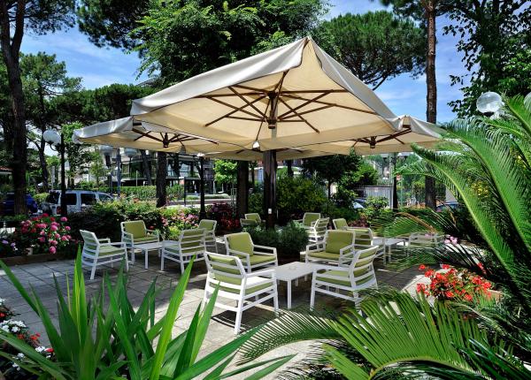 hsuisse en special-may-cervia-garden-city-with-stay-in-hotel-on-the-sea-in-milano-marittima 012